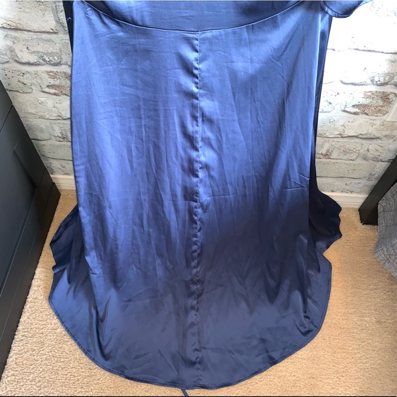 Satin Robe - Picture 4 of 6